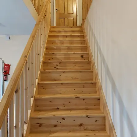 Gorteen Retreat - Spacious House With 30 Bedrooms Rosenallis